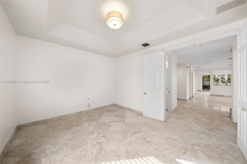 Casa en venta en Hollywood, Florida, 4 dormitorios, 286.32 m2 № 1896864 - foto 17