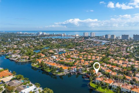 Casa en venta en Hollywood, Florida, 4 dormitorios, 286.32 m2 № 1896864 - foto 6