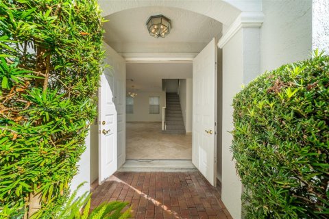 Casa en venta en Hollywood, Florida, 4 dormitorios, 286.32 m2 № 1896864 - foto 12