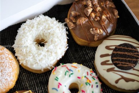 Propiedad comercial en venta en Hollywood, Florida № 2022108 - foto 9