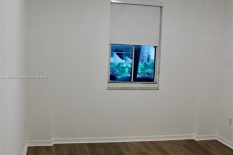 Купить кондоминиум в Серфсайд, Флорида 2 спальни, 92.62м2, № 1970209 - фото 16