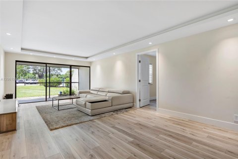 Copropriété à louer à Weston, Floride: 2 chambres, 102.75 m2 № 2191340 - photo 14
