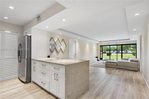 Condo à Weston, Floride, 2 chambres № 2191340