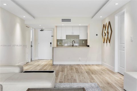 Copropriété à louer à Weston, Floride: 2 chambres, 102.75 m2 № 2191340 - photo 22