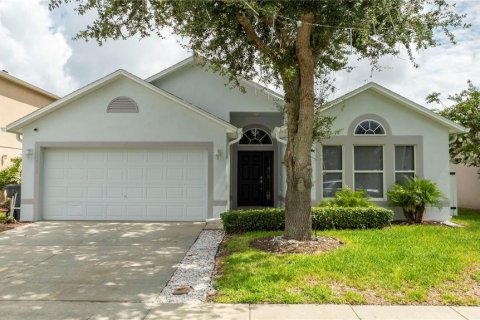 Casa en venta en Davenport, Florida, 4 dormitorios, 174.1 m2 № 1914873 - foto 1
