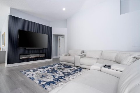 Casa en venta en Davenport, Florida, 4 dormitorios, 174.1 m2 № 1914873 - foto 14