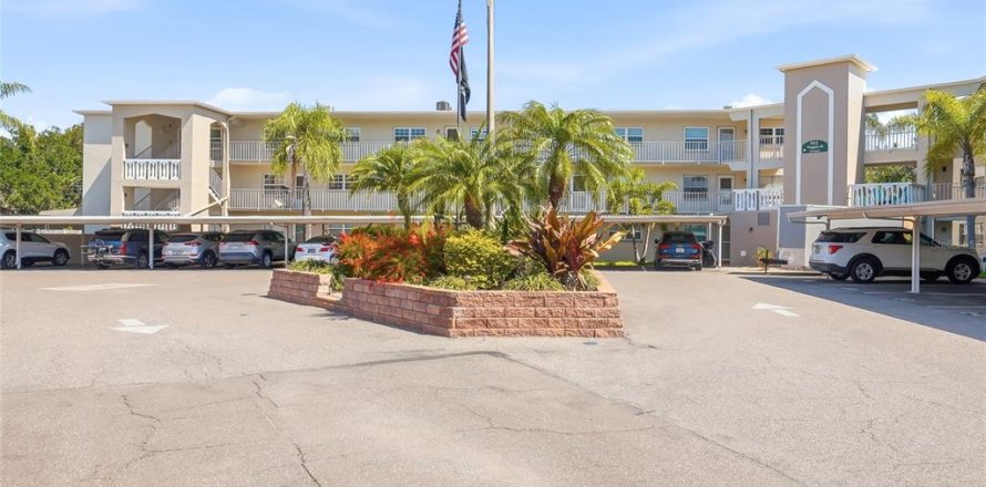 Condo à Dunedin, Floride, 2 chambres № 2116026