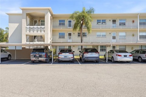 Copropriété à vendre à Dunedin, Floride: 2 chambres, 89.65 m2 № 2116026 - photo 5