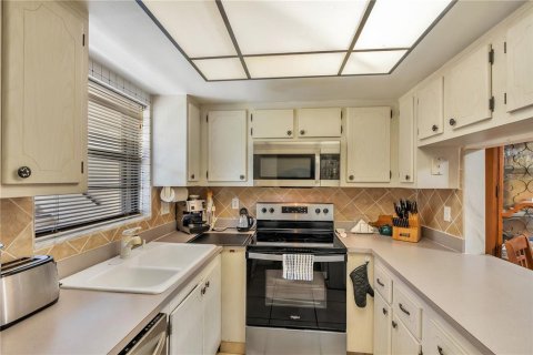 Copropriété à vendre à Clearwater, Floride: 2 chambres, 94.76 m2 № 2259350 - photo 6