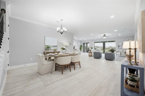 Casa en venta en Wesley Chapel, Florida, 6 dormitorios, 397.62 m2 № 2383701 - foto 14