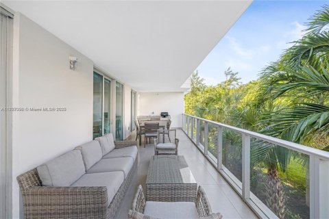 Apartment in Bay Harbor Islands, Florida 2 bedrooms, 87.89 sq.m. № 1702880 - photo 11