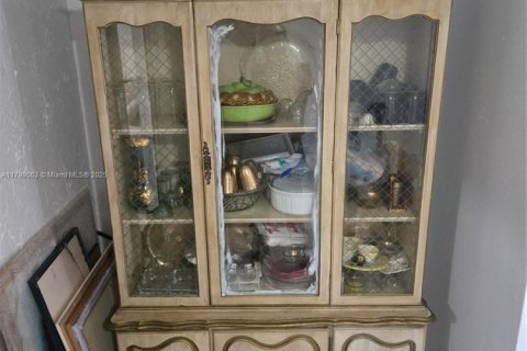 Купить таунхаус в Норт-Лодердейл, Флорида 3 спальни, 150.5м2, № 1923782 - фото 22