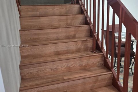 Купить таунхаус в Норт-Лодердейл, Флорида 3 спальни, 150.5м2, № 1923782 - фото 10