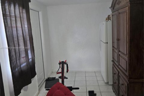 Купить таунхаус в Норт-Лодердейл, Флорида 3 спальни, 150.5м2, № 1923782 - фото 21