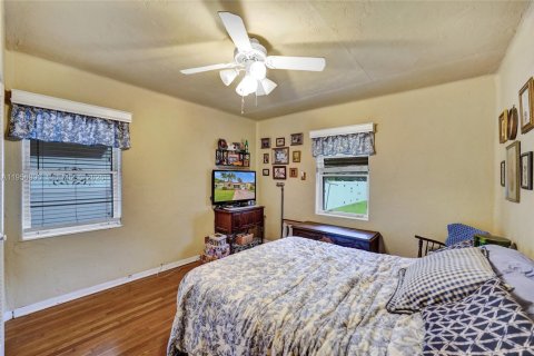 Casa en venta en Hollywood, Florida, 2 dormitorios, 131.83 m2 № 2010750 - foto 28