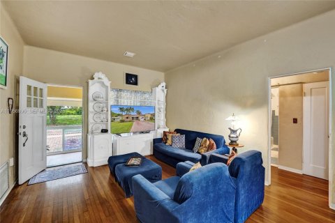 Casa en venta en Hollywood, Florida, 2 dormitorios, 131.83 m2 № 2010750 - foto 11