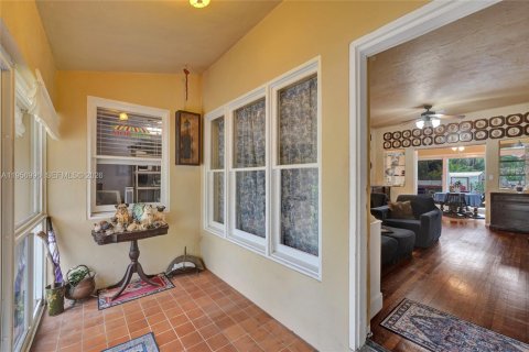 Casa en venta en Hollywood, Florida, 2 dormitorios, 131.83 m2 № 2010750 - foto 6