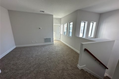 Casa en venta en Davenport, Florida, 4 dormitorios, 183.39 m2 № 1573825 - foto 19