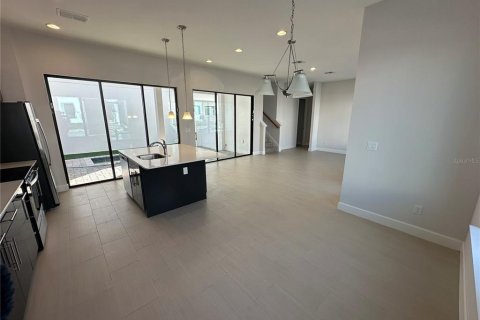 Casa en venta en Davenport, Florida, 4 dormitorios, 183.39 m2 № 1573825 - foto 10