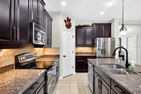 Casa en venta en Grand Island, Florida, 5 dormitorios, 241.64 m2 № 2353291 - foto 5