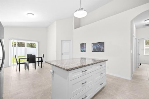 Villa ou maison à vendre à Tampa, Floride: 3 chambres, 157.93 m2 № 1900536 - photo 7