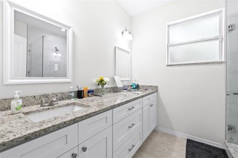 Villa ou maison à vendre à Tampa, Floride: 3 chambres, 157.93 m2 № 1900536 - photo 12