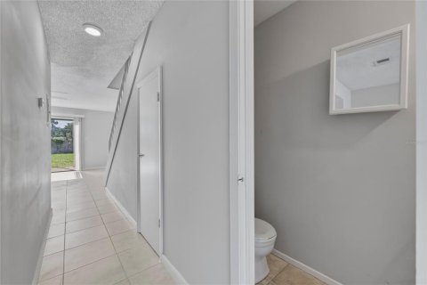 Touwnhouse à vendre à Titusville, Floride: 2 chambres, 105.91 m2 № 2098055 - photo 8