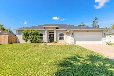 Villa ou maison à vendre à Edgewater, Floride: 3 chambres, 195.84 m2 № 2337233 - photo 4
