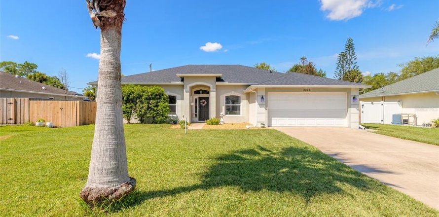 Villa ou maison à Edgewater, Floride 3 chambres, 195.84 m2 № 2337233