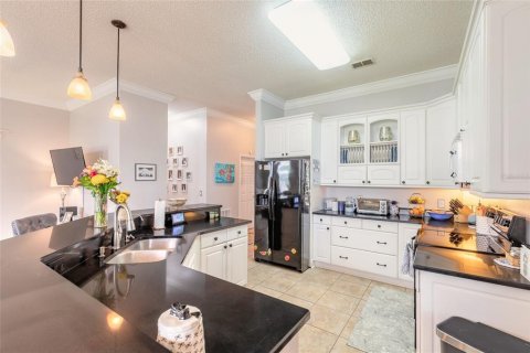 Villa ou maison à vendre à Edgewater, Floride: 3 chambres, 195.84 m2 № 2337233 - photo 11