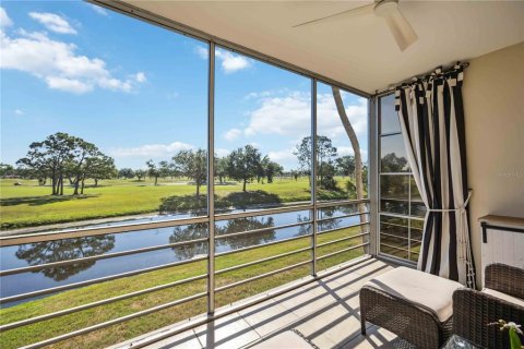 Condo in Sarasota, Florida, 1 bedroom  № 1603019 - photo 29