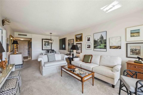 Condo in Sarasota, Florida, 1 bedroom  № 1603019 - photo 7