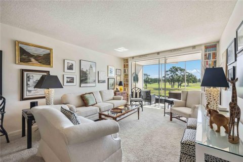 Condo in Sarasota, Florida, 1 bedroom  № 1603019 - photo 6