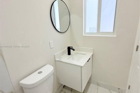 Casa en venta en Davie, Florida, 3 dormitorios, 92.9 m2 № 1994363 - foto 12