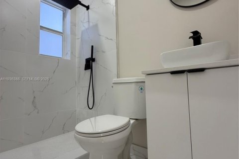 Casa en venta en Davie, Florida, 3 dormitorios, 92.9 m2 № 1994363 - foto 21