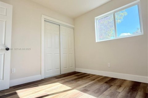 Casa en venta en Davie, Florida, 3 dormitorios, 92.9 m2 № 1994363 - foto 17