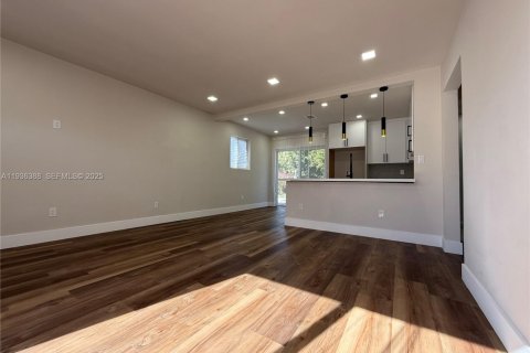 Casa en venta en Davie, Florida, 3 dormitorios, 92.9 m2 № 1994363 - foto 28