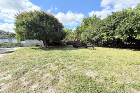 Casa en venta en Davie, Florida, 3 dormitorios, 92.9 m2 № 1994363 - foto 5