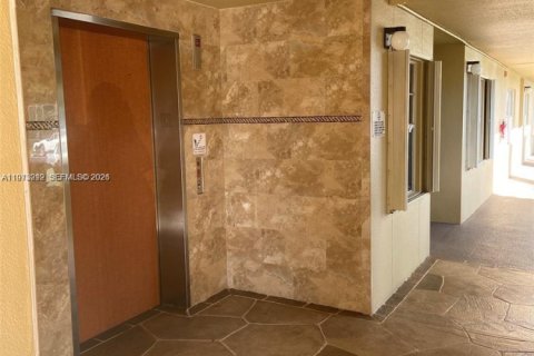 Condominio en alquiler en Pembroke Pines, Florida, 2 dormitorios, 110.74 m2 № 2044667 - foto 10