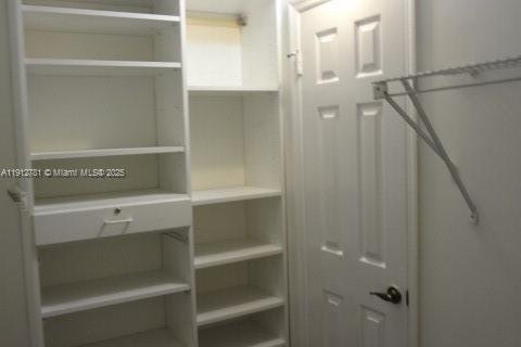 Снять в аренду кондоминиум в Майами, Флорида 2 спальни, 98.48м2, № 1969122 - фото 6