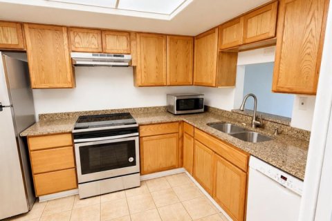 Copropriété à louer à St. Lucie, Floride: 2 chambres, 94.2 m2 № 2383303 - photo 3
