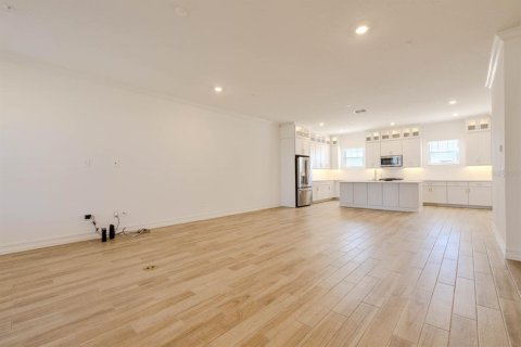 Купить таунхаус в Раскин, Флорида 8 комнат, 252.79м2, № 1538265 - фото 23
