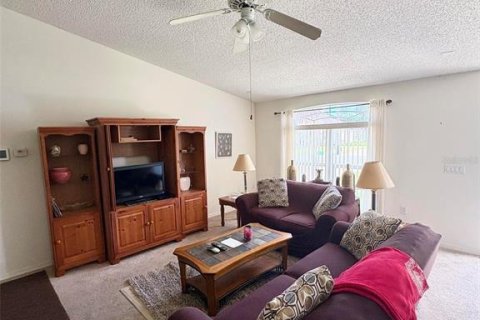 Casa en venta en Palm Coast, Florida, 3 dormitorios, 128.58 m2 № 2393814 - foto 3