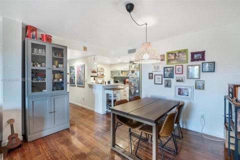 Купить кондоминиум в Майами-Бич, Флорида 2 спальни, 87.33м2, № 2009896 - фото 14