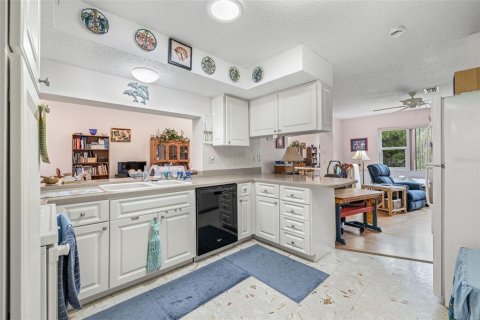 Casa en venta en Hudson, Florida, 2 dormitorios, 167.41 m2 № 1899720 - foto 7