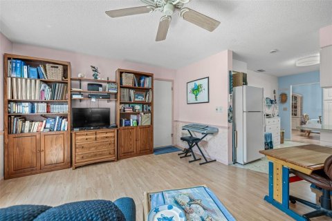 Casa en venta en Hudson, Florida, 2 dormitorios, 167.41 m2 № 1899720 - foto 13