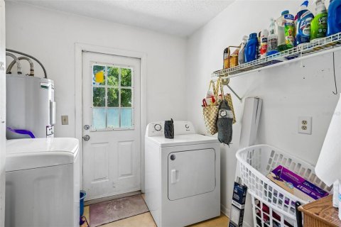 Casa en venta en Land O' Lakes, Florida, 4 dormitorios, 157.38 m2 № 2198627 - foto 28
