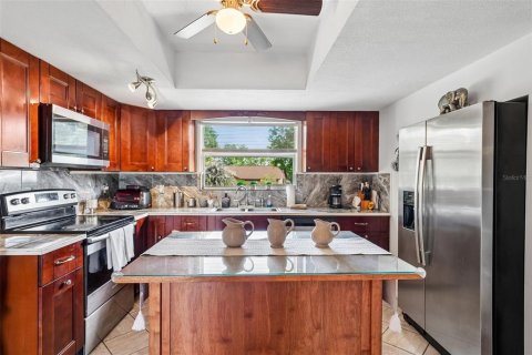 Casa en venta en Land O' Lakes, Florida, 4 dormitorios, 157.38 m2 № 2198627 - foto 17