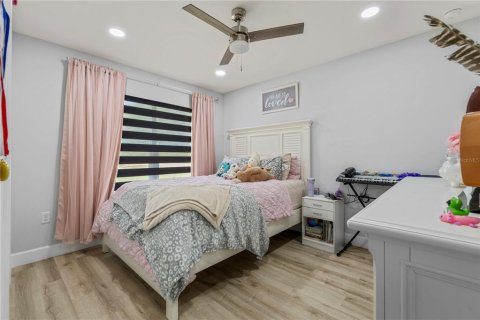 Купить виллу или дом в Даннеллон, Флорида 9 комнат, 128.58м2, № 2150752 - фото 21