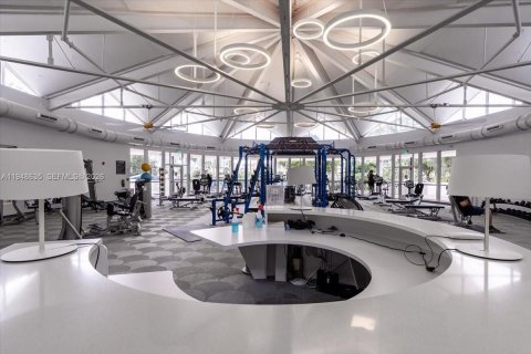 Condo in Hallandale Beach, Florida, 1 bedroom  № 2004810 - photo 16